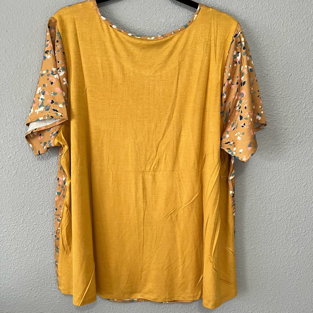 Abstract Dot Print Pleated Short Sleeve Contrast Womens Plus Size Golden Blouse - Picture 4 of 9